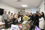 تقدیر از مسئول روابط عمومی بیمارستان فوق تخصصی کودکان بهرامی در روز ارتباطات