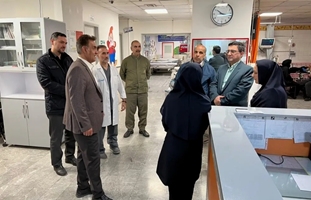  رئیس دانشگاه علوم پزشکی تهران در میان قهرمانان سلامت بیمارستان کودکان بهرامی