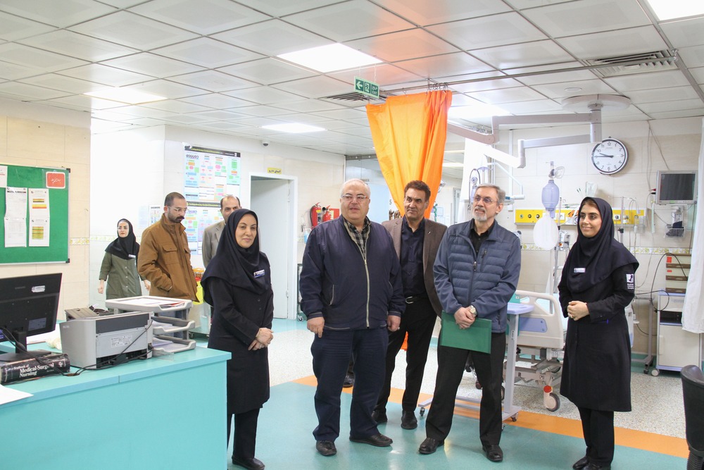 بازدید مشاور عالی وزیر بهداشت، درمان و آموزش پزشکی از یکی از بیمارستان های کودکان در شرق تهران 