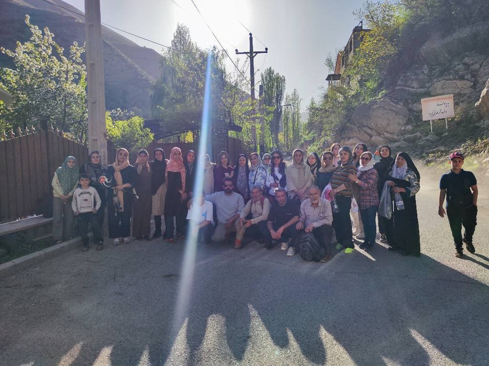تاکید بر سلامت روان و نشاط کارکنان؛ تور یک‌ روزه بیمارستان کودکان بهرامی به روستای آهار